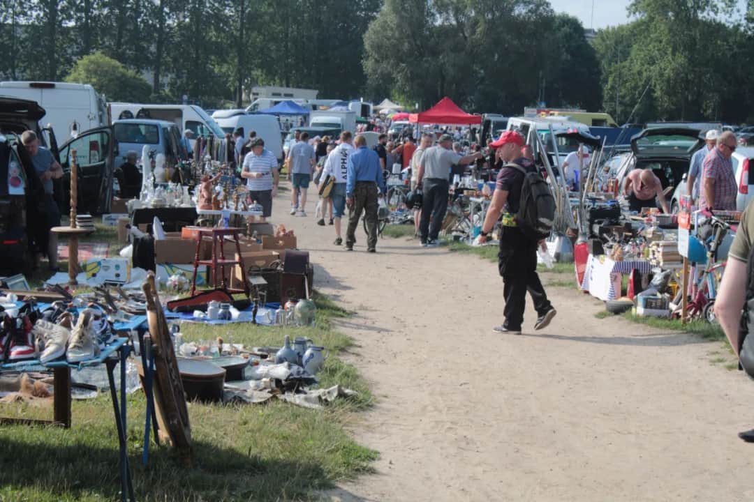 Giełda Koszalin kiedy otwarta - uniknij tłumów i spóźnienia