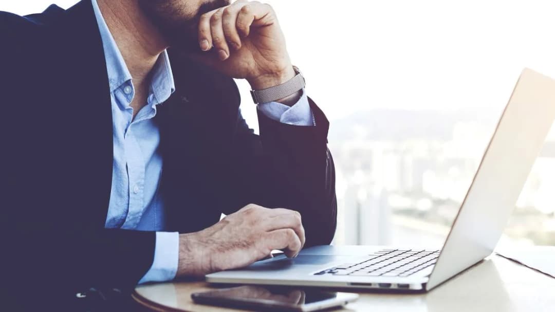 Jak wypełnić KRS-X2 bez błędów i uniknąć problemów z sądem