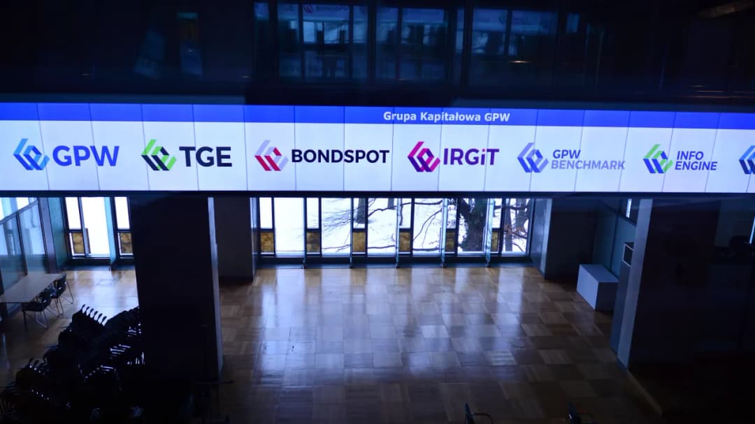 Czym jest giełda papierów wartościowych i jak wpływa na inwestycje?