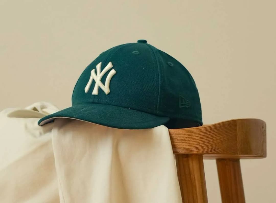 New Era - co to za firma i dlaczego jest tak popularna?