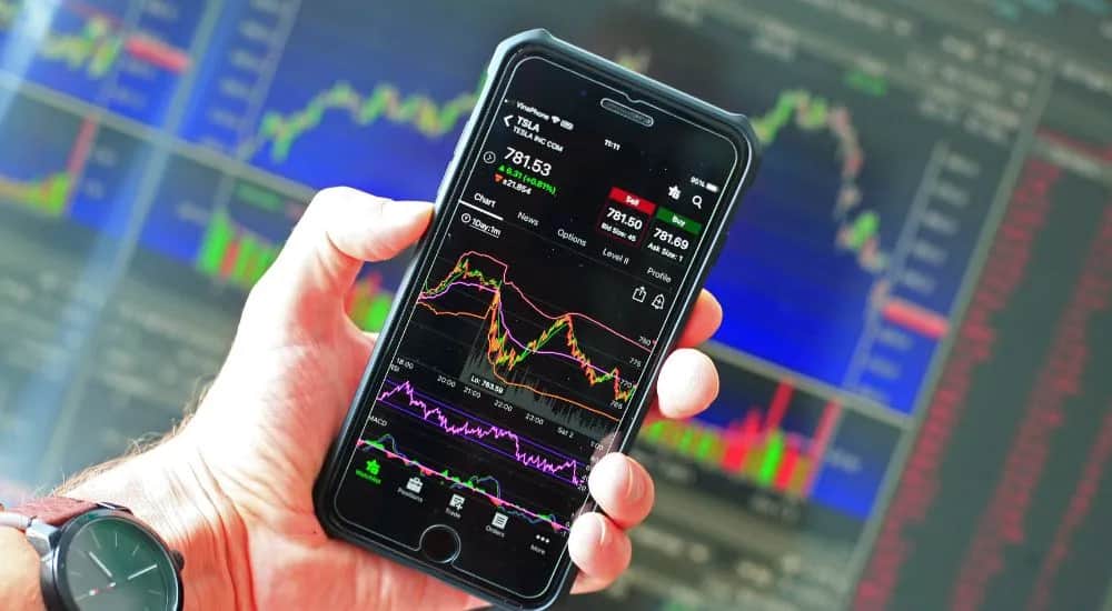 Czy giełda to hazard? Zrozum ryzyko i różnice w inwestowaniu